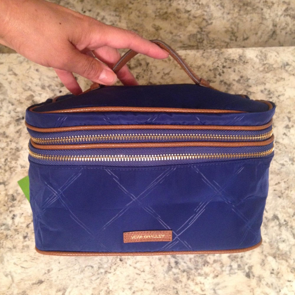 Cosmetic case